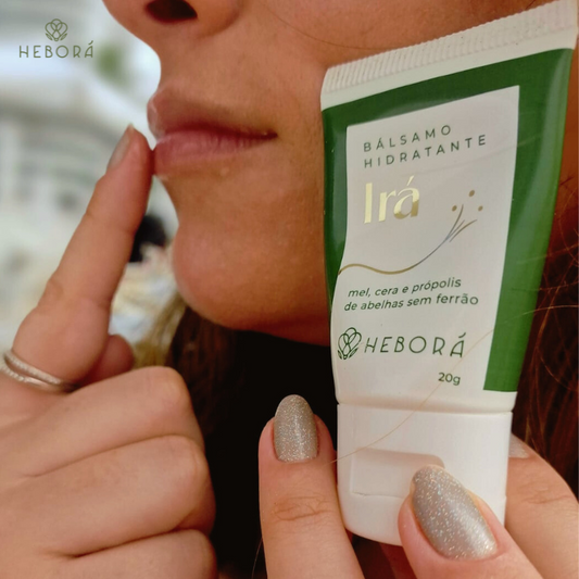 Lábios rachados no inverno: saiba como prevenir